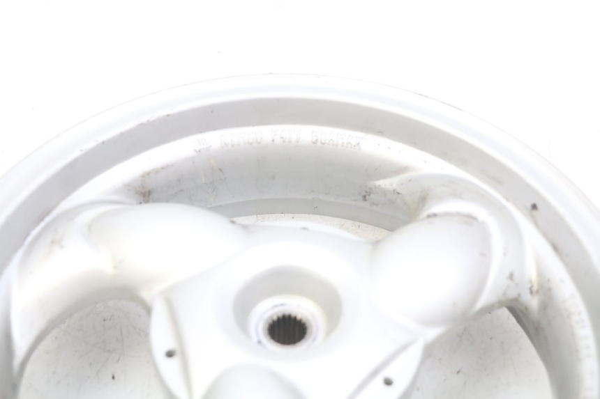 photo de HINTEN FELGE KYMCO VITALITY 2T 50 (2004 - 2010) - Details der Befestigungspunkte