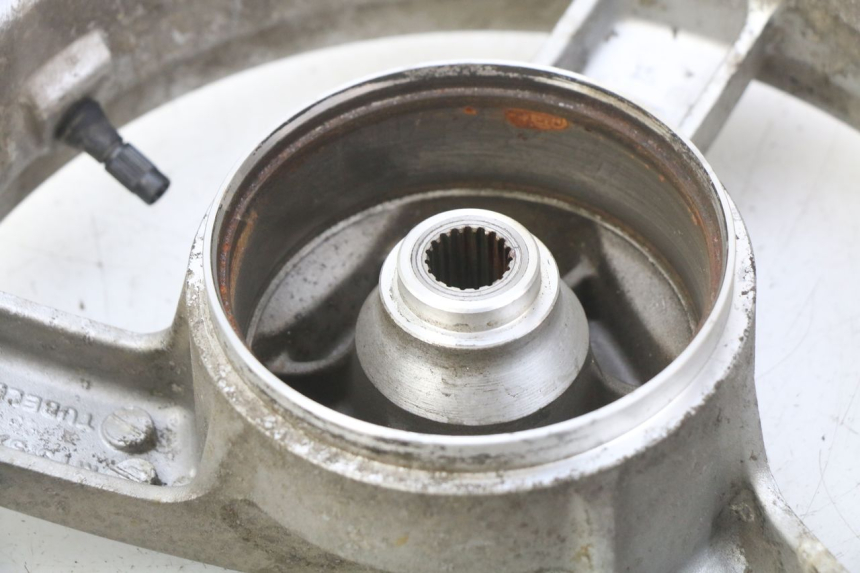 photo de HINTERRAD PEUGEOT VIVACITY NEW 2T 50 (2008 - 2017) - Weitere Ansicht des Artikels