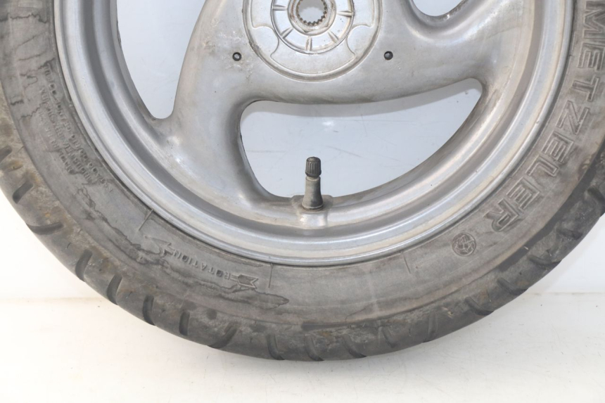 photo de HINTERRADFELGE PEUGEOT VIVACITY 100 (1999 - 2008) - Charakteristische Merkmale