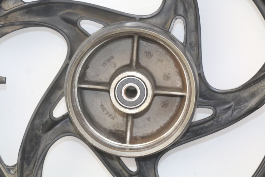 photo de HINTERRAD SYM WOLF SB 125 (2011 - 2018) - Charakteristische Merkmale