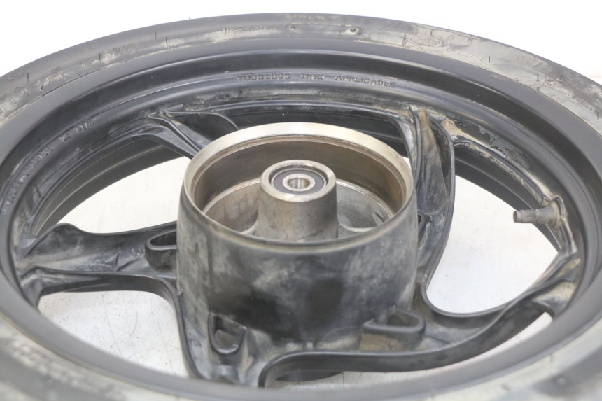 photo de HINTERRAD SYM WOLF SB 125 (2011 - 2018) - Zoom auf Gebrauchszustand