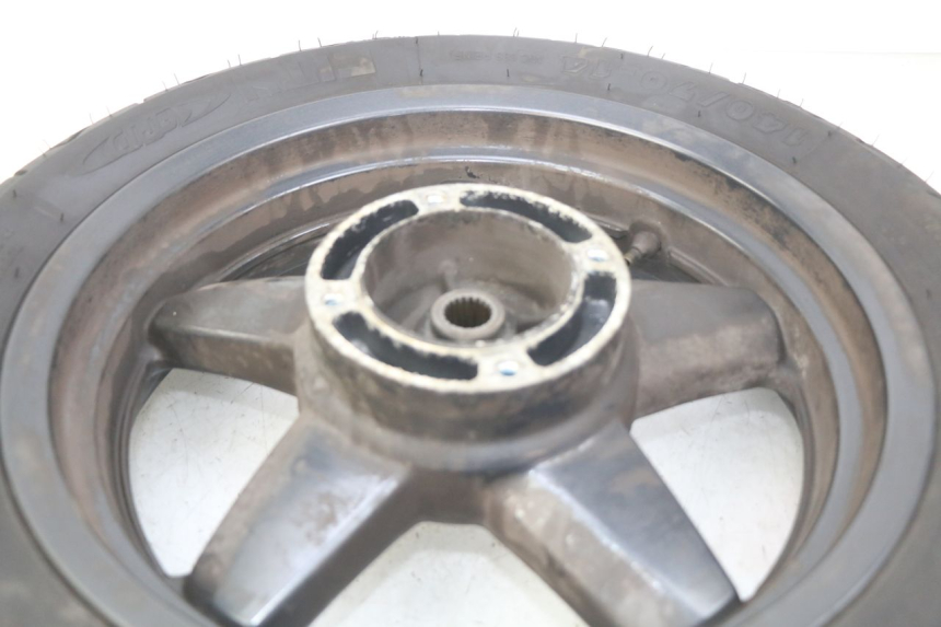 photo de HINTERRADFELGE YAMAHA XMAX X-MAX 125 (2006 - 2009) - Zoom auf Gebrauchszustand