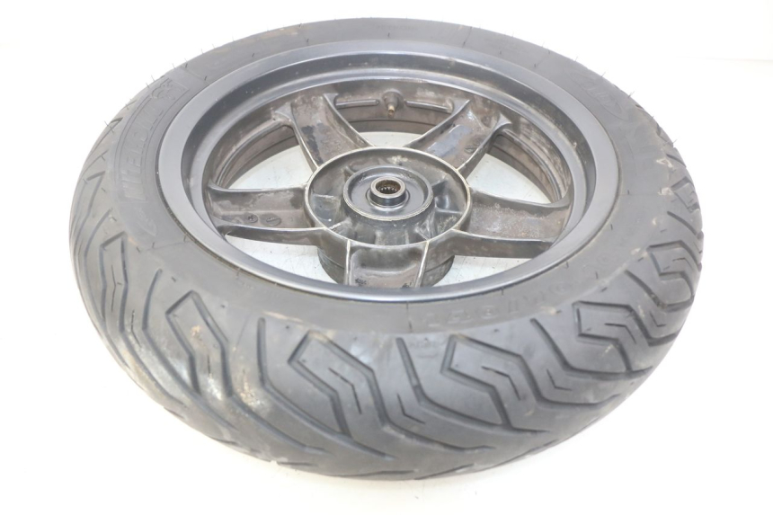 photo de HINTERRADFELGE YAMAHA XMAX X-MAX 125 (2006 - 2009) - Technische Nahaufnahme