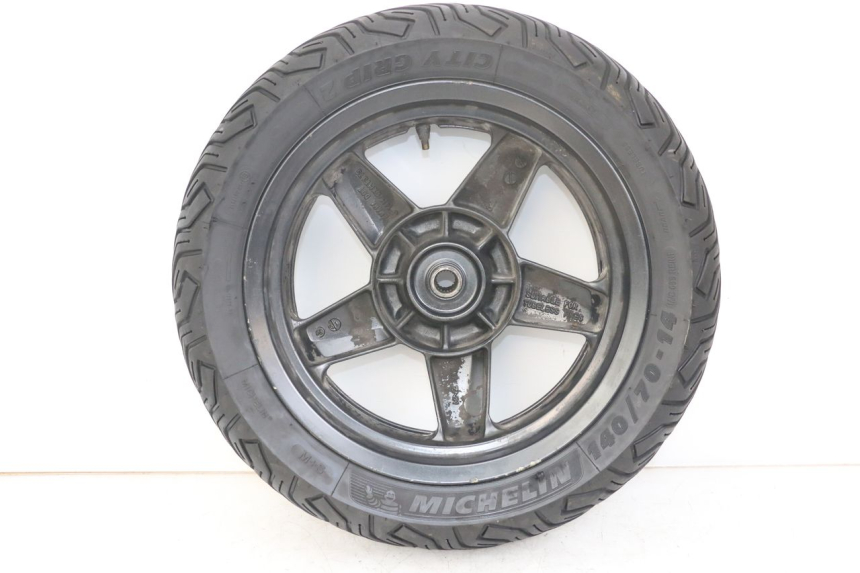 photo de HINTERRADFELGE YAMAHA XMAX X-MAX 125 (2006 - 2009) - Detailansicht des Bauteils