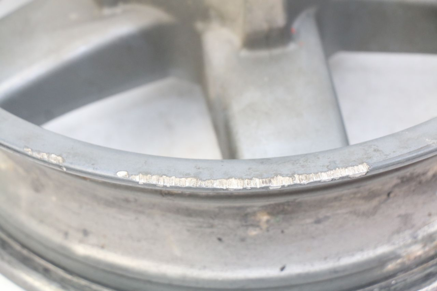 photo de HINTEN FELGE PIAGGIO X7 125 (2007 - 2013) - Technische Nahaufnahme