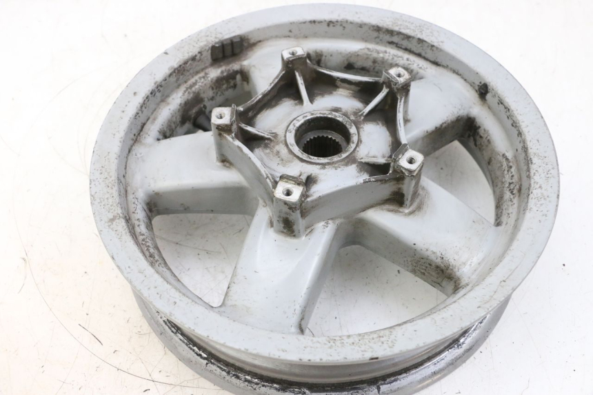 photo de HINTERRAD PIAGGIO X8 125 (2004 - 2007) - Oberflächenzustand und Material