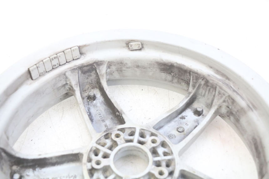 photo de HINTEN FELGE PIAGGIO X9 EVOLUTION 125 (2003 - 2007) - Charakteristische Merkmale