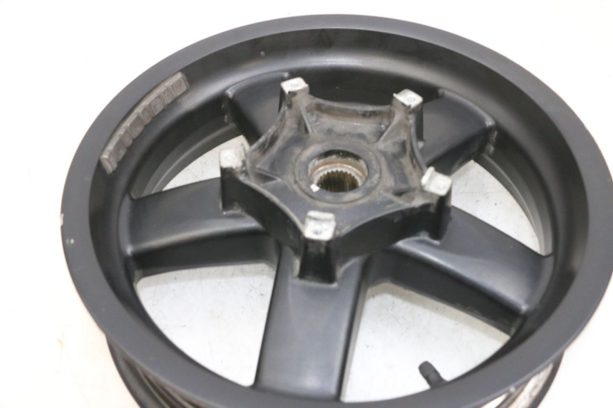 photo de HINTERRAD PIAGGIO XEVO - X EVO 125 (2007 - 2017) - Hochauflösende Nahaufnahme