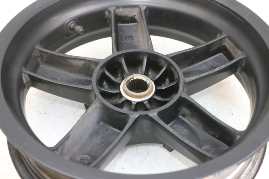 photo de HINTERRAD PIAGGIO XEVO - X EVO 125 (2007 - 2017) - Kennzeichnungen und Originalreferenzen