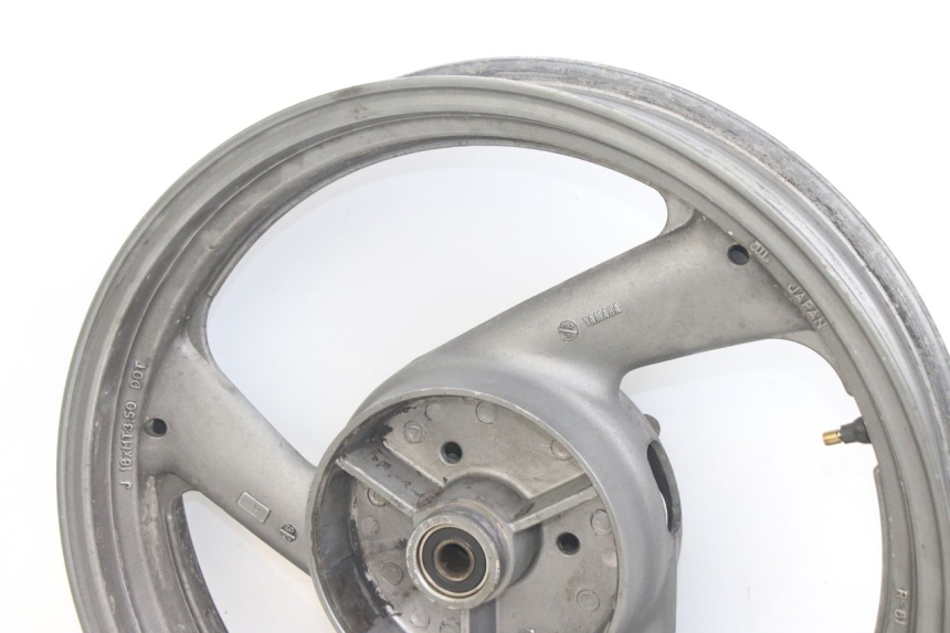 photo de HINTEN FELGE YAMAHA XJN DIVERSION 600 (2000 - 2003) - Zoom auf Gebrauchszustand