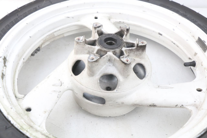 photo de HINTERRADFELGE YAMAHA XJN XJ N DIVERSION 600 (1994 - 1997) - Details der Befestigungspunkte