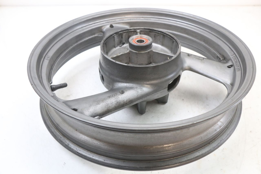 photo de HINTERRADFELGE YAMAHA XJS DIVERSION 600 (1997 - 1999) - Detailansicht des Bauteils