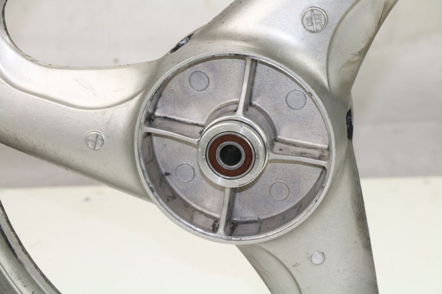 photo de HINTERRADFELGE HONDA XLV VARADERO 125 (2000 - 2006) - Weitere Ansicht des Artikels