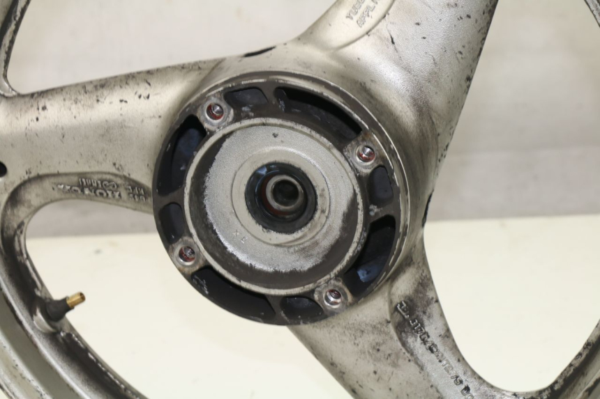 photo de HINTERRADFELGE HONDA XLV VARADERO 125 (2000 - 2006) - Oberflächenzustand und Material