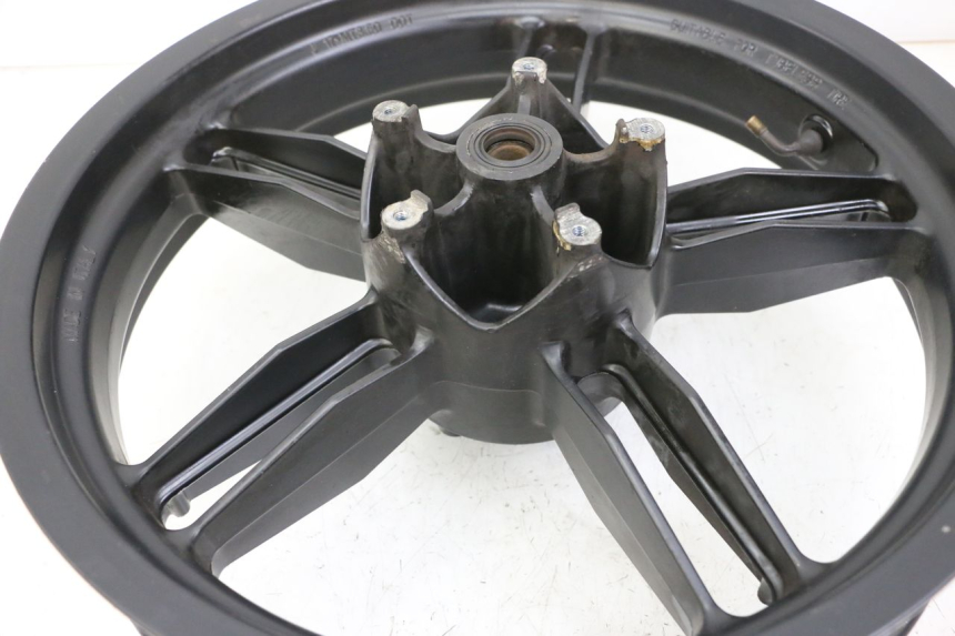 photo de HINTERRADFELGE YAMAHA TZR 50 (2008 - 2016) - Hochauflösende Nahaufnahme