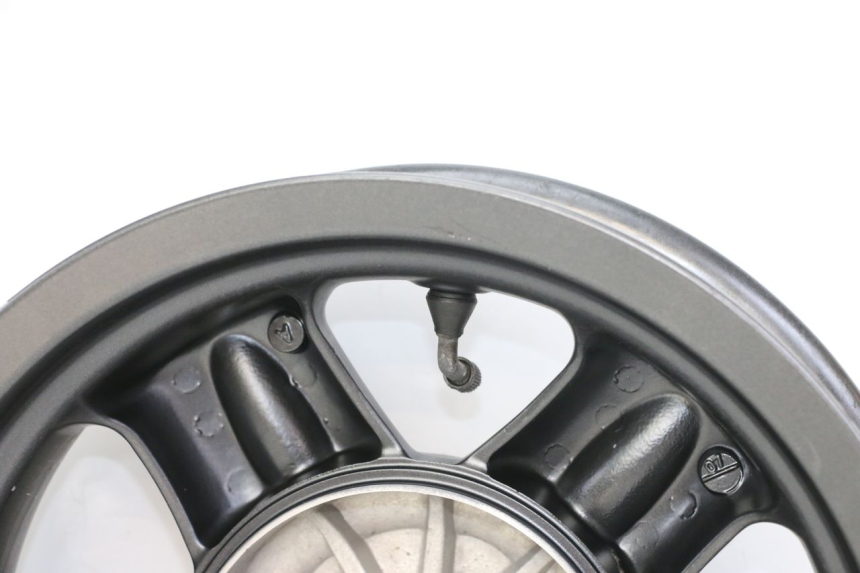 photo de HINTERRADFELGE YAMAHA YP MAJESTY 125 (2007 - 2010) - Alternative Perspektive