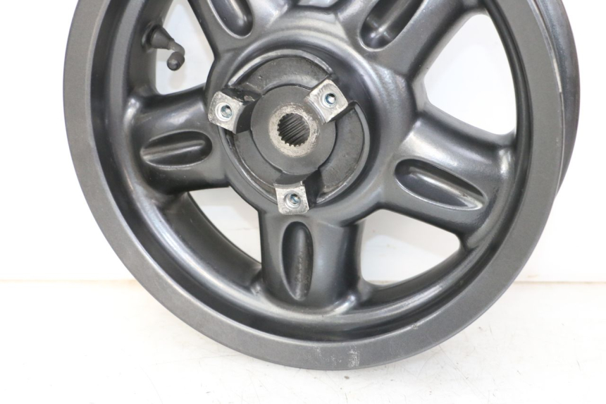 photo de HINTERRADFELGE YAMAHA YP MAJESTY 125 (2007 - 2010) - Gesamtansicht des Produkts