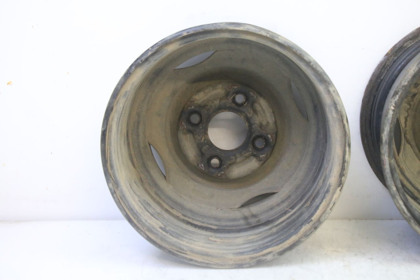 photo de HINTERRADFELGE YAMAHA YFM GRIZZLY 550 (2008 - 2015) - Charakteristische Merkmale