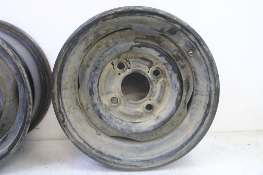 photo de HINTERRADFELGE YAMAHA YFM GRIZZLY 550 (2008 - 2015) - Technische Nahaufnahme