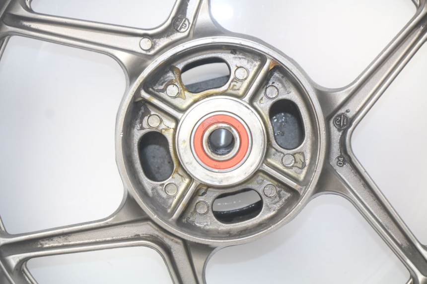 photo de HINTERRAD KAWASAKI Z S 750 (2003 - 2006) - Weitere Ansicht des Artikels