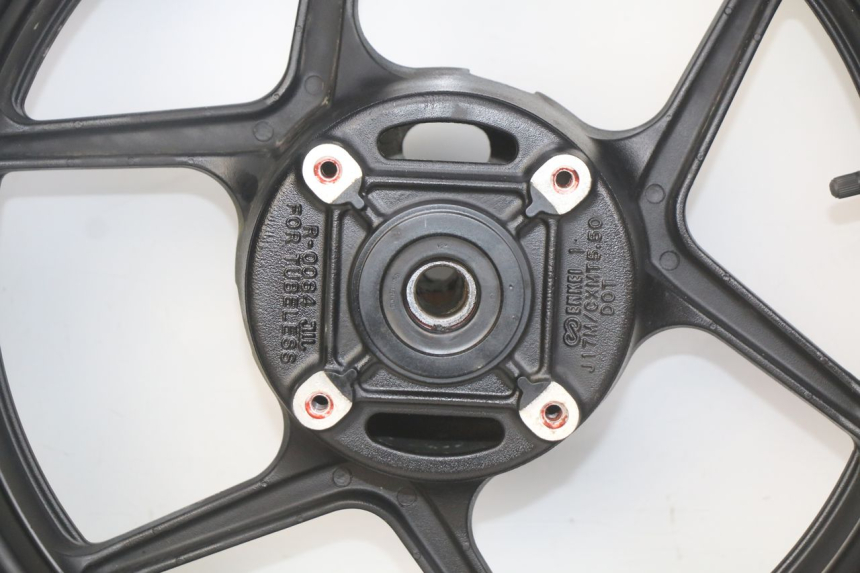 photo de HINTENES FELGE KAWASAKI Z 750 (2007 - 2013) - Weitere Ansicht des Artikels