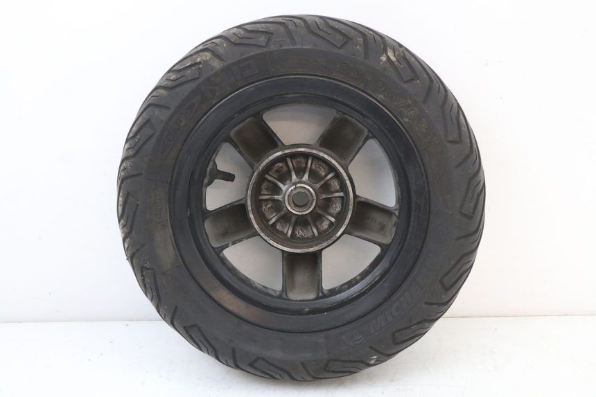 photo de HINTERRADFELGE PIAGGIO ZIP 4T 50 (2018 - 2020) - Technische Nahaufnahme