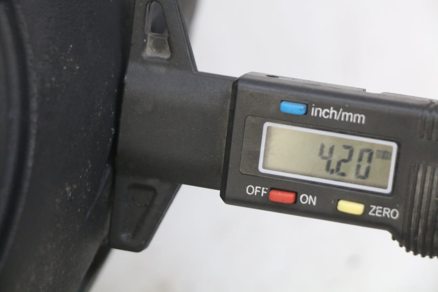 photo de HINTEN FELGE KAWASAKI ZX-6R ZX6R 600 (1995 - 1997) - Zoom auf Gebrauchszustand