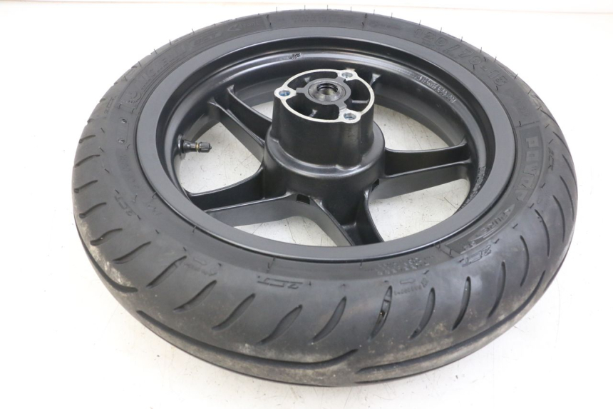 photo de VORDERRADFELGE YAMAHA AEROX 2T 50 (2013 - 2017) - Details der Befestigungspunkte