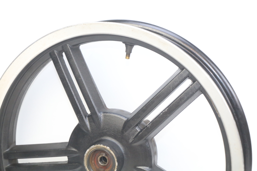 photo de VORDERRADFELGE KYMCO AGILITY 16+ 4T 50 (2018 - 2023) - Charakteristische Merkmale