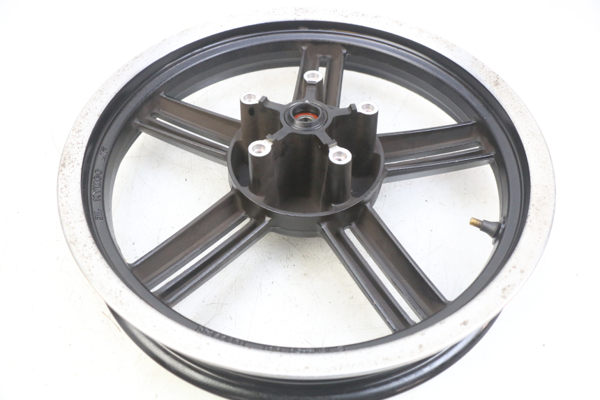 photo de VORDERRADFELGE KYMCO AGILITY 16+ 4T 50 (2018 - 2023) - Zoom auf Gebrauchszustand