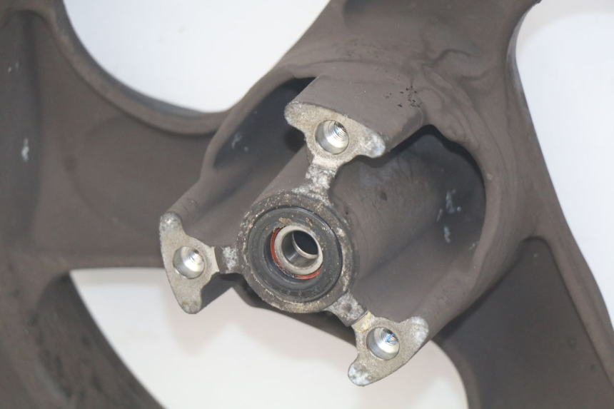 photo de VORDERRAD KYMCO AGILITY 4T 50 (2005 - 2018) - Charakteristische Merkmale