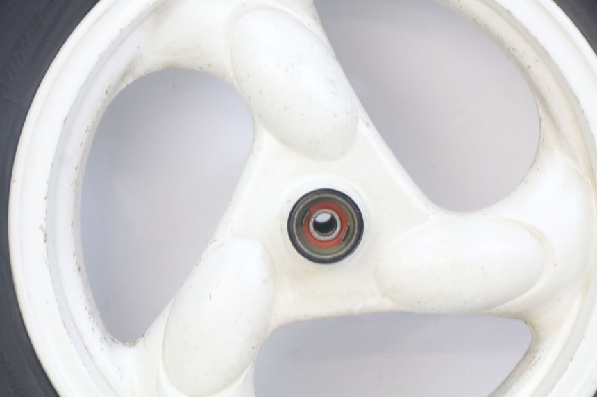 photo de VORDERRAD KYMCO AGILITY 4T 50 (2005 - 2018) - Weitere Ansicht des Artikels