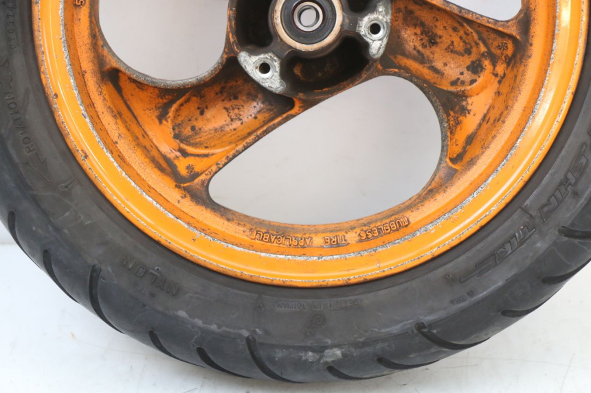 photo de VORDERRADFELGE KYMCO AGILITY FR 2T 50 (2012 - 2017) - Details der Befestigungspunkte