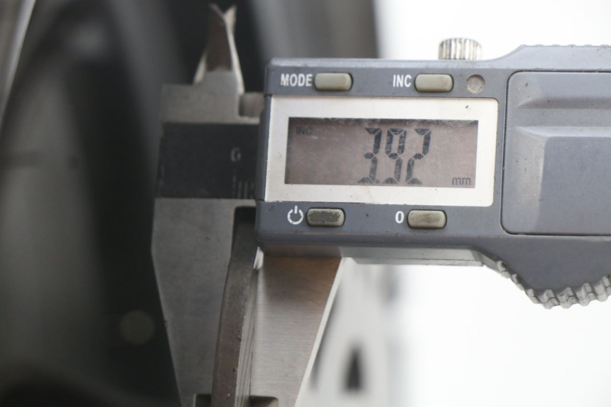 photo de VORDERRAD KYMCO AGILITY RS 2T 50 (2009 - 2013) - Detailansicht des Bauteils