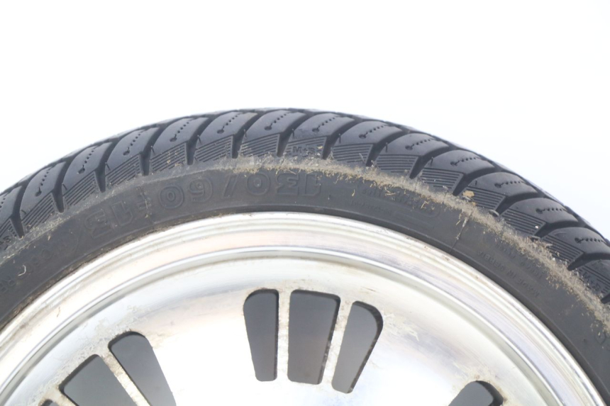 photo de VORDERRADFELGE ECCITY ARTELEC 670 1 (2013 - 2017) - Fokus auf die Struktur