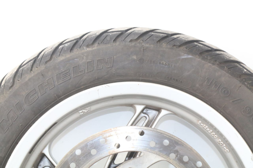 photo de VORDERRADFELGE APRILIA ATLANTIC 125 (2003 - 2009) - Hochauflösende Nahaufnahme