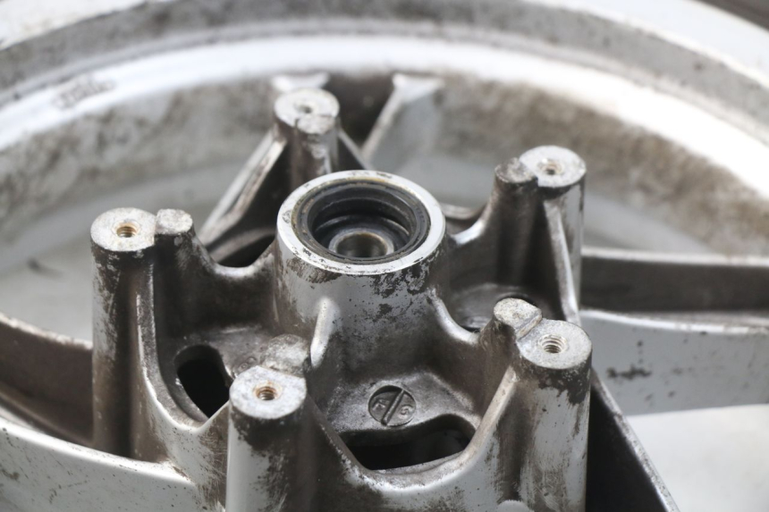 photo de VORDERRADFELGE APRILIA ATLANTIC 125 (2003 - 2009) - Alternative Perspektive