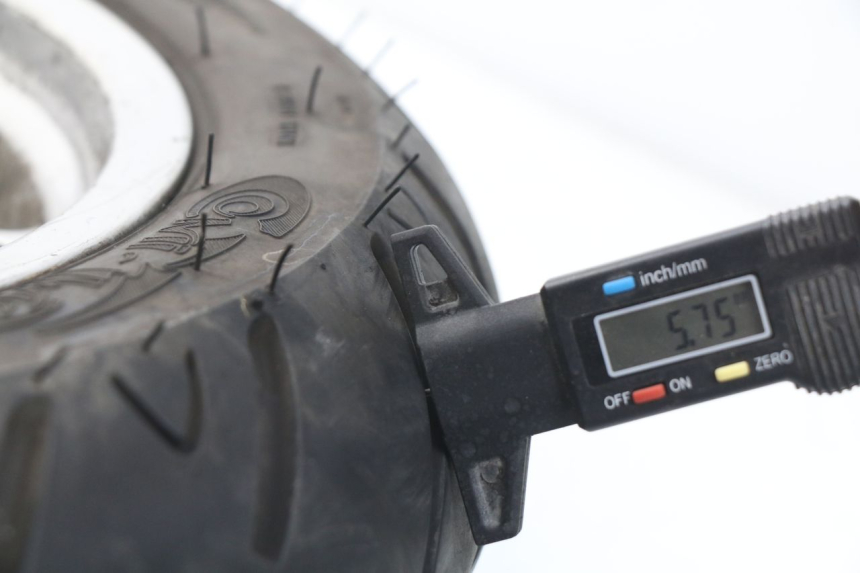 photo de VORDERRADFELGE APRILIA ATLANTIC 125 (2003 - 2009) - Technische Nahaufnahme