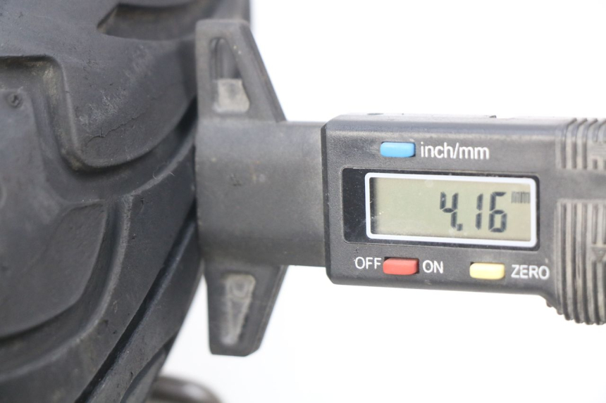 photo de VORDERRAD TAOTAO BEATBOX 2 50 (2005 - 2017) - Zoom auf Gebrauchszustand