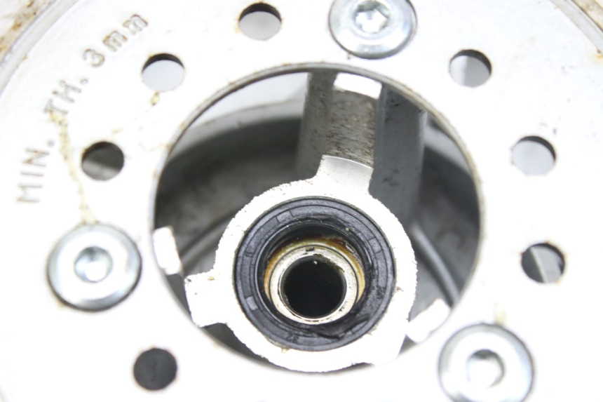 photo de VORDERRAD WILDLANDER BISCUIT 125 (2004 - 2010) - Details der Befestigungspunkte