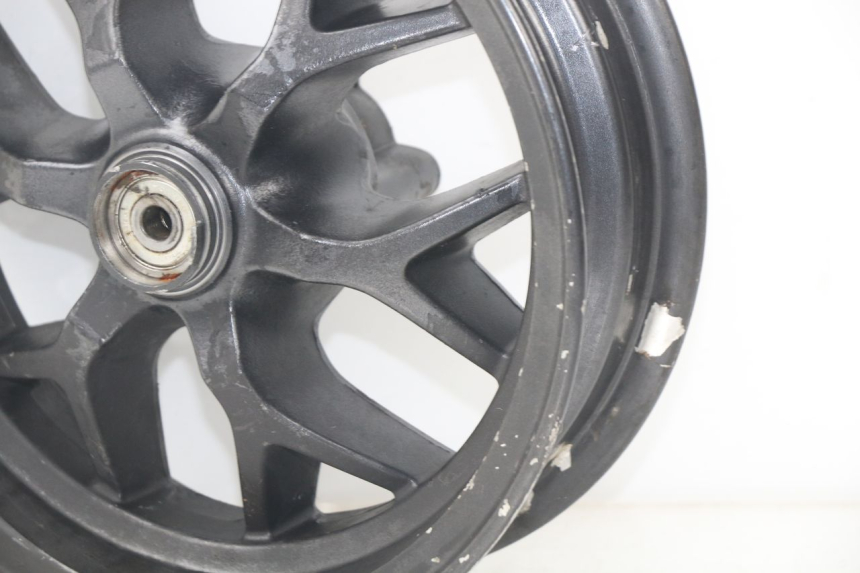 photo de VORDERRADFELGE MBK BOOSTER SPIRIT NAKED 50 (2004 - 2017) - Details der Befestigungspunkte