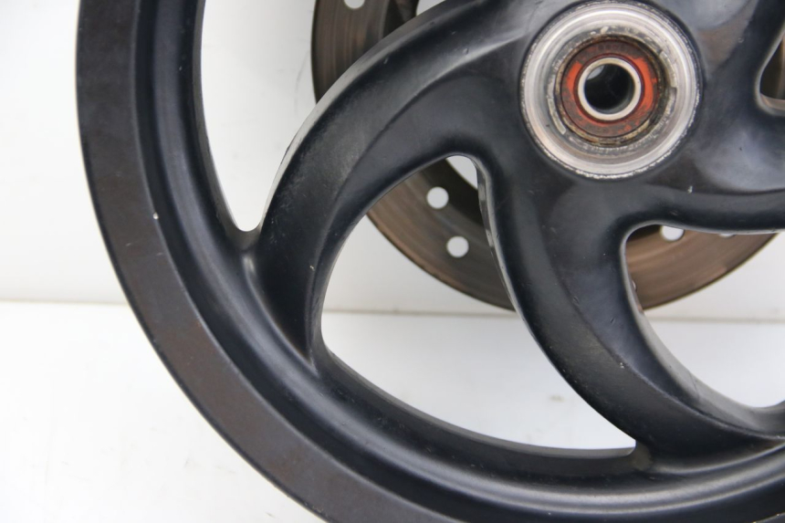 photo de VORDERRAD DERBI BOULEVARD 50 (2009 - 2006) - Zoom auf Komponenten