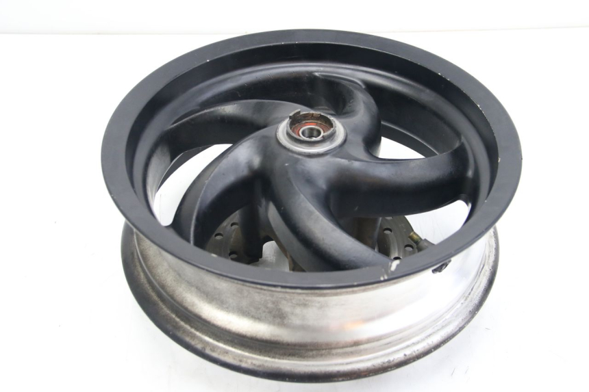 photo de VORDERRAD DERBI BOULEVARD 50 (2009 - 2006) - Zoom auf Gebrauchszustand