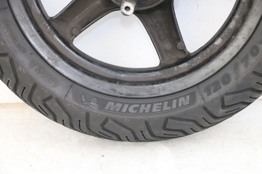 photo de VORDERRADFELGE YAMAHA BW'S BWS 125 (2010 - 2013) - Hochauflösende Nahaufnahme