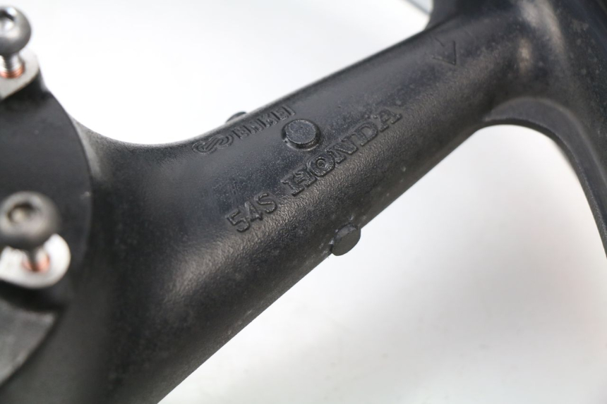 photo de VORDERRADFELGE HONDA CBR 929 RR FIREBLADE 900 (2000 - 2001) - Detailansicht des Bauteils