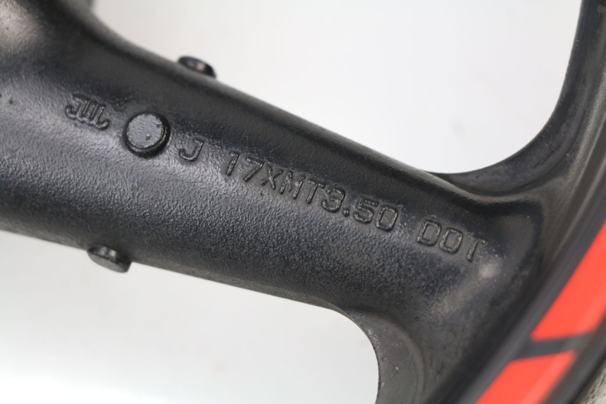 photo de VORDERRADFELGE HONDA CBR 929 RR FIREBLADE 900 (2000 - 2001) - Alternative Perspektive