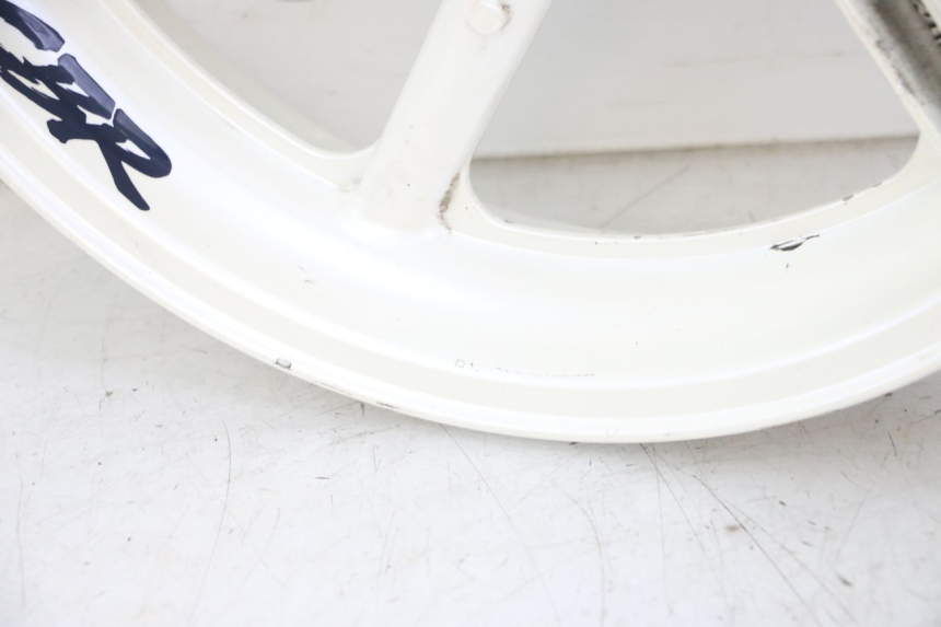 photo de VORDERRADFELGE HONDA CBR RR FIREBLADE 900 (1992 - 1994) - Fokus auf die Struktur