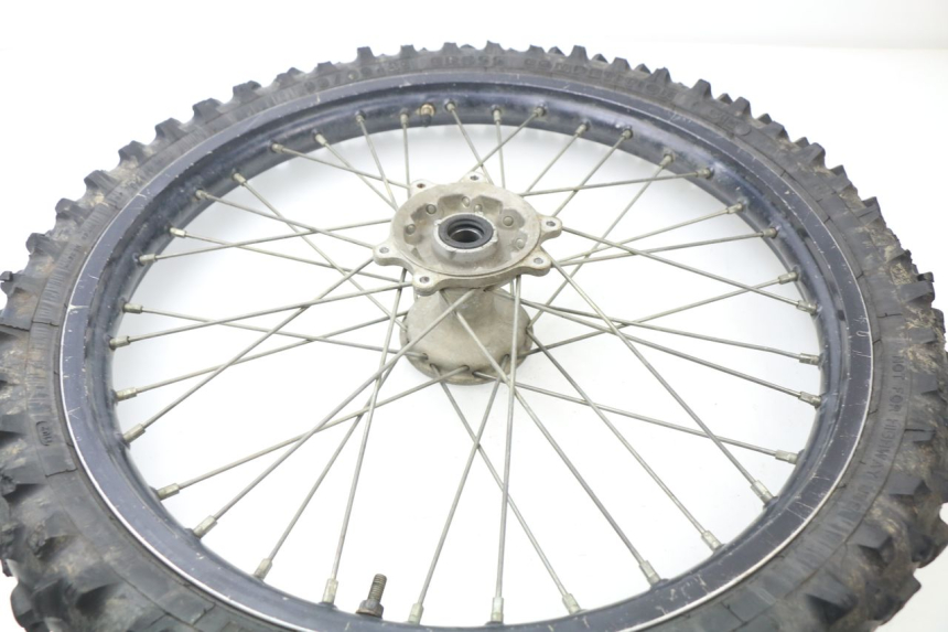 photo de VORDERRADFELGE HONDA CR 125 (2000 - 2001) - Details der Befestigungspunkte