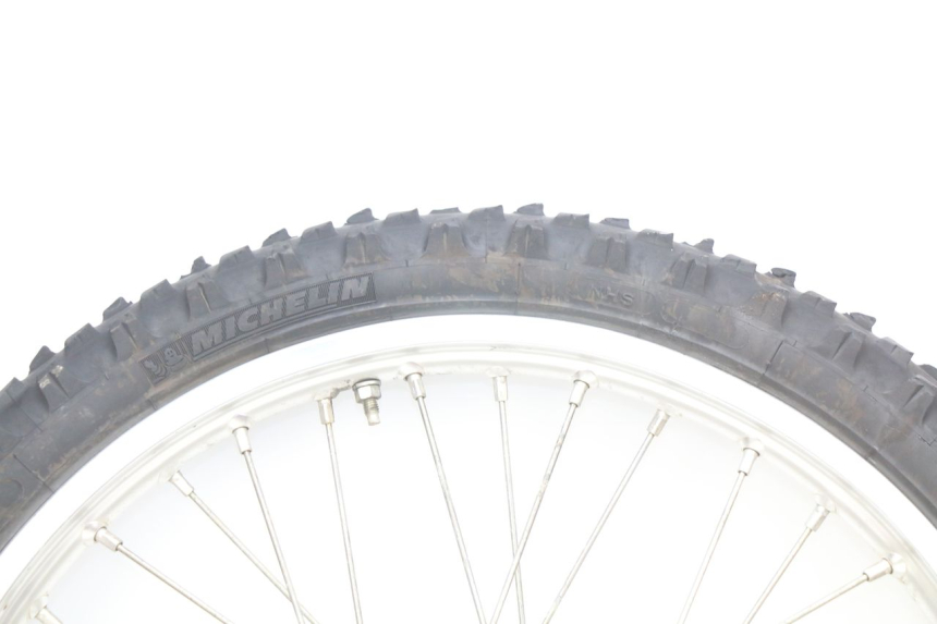 photo de VORDERRAD HONDA CRF CR-F 450 (2005 - 2008) - Hochauflösende Nahaufnahme