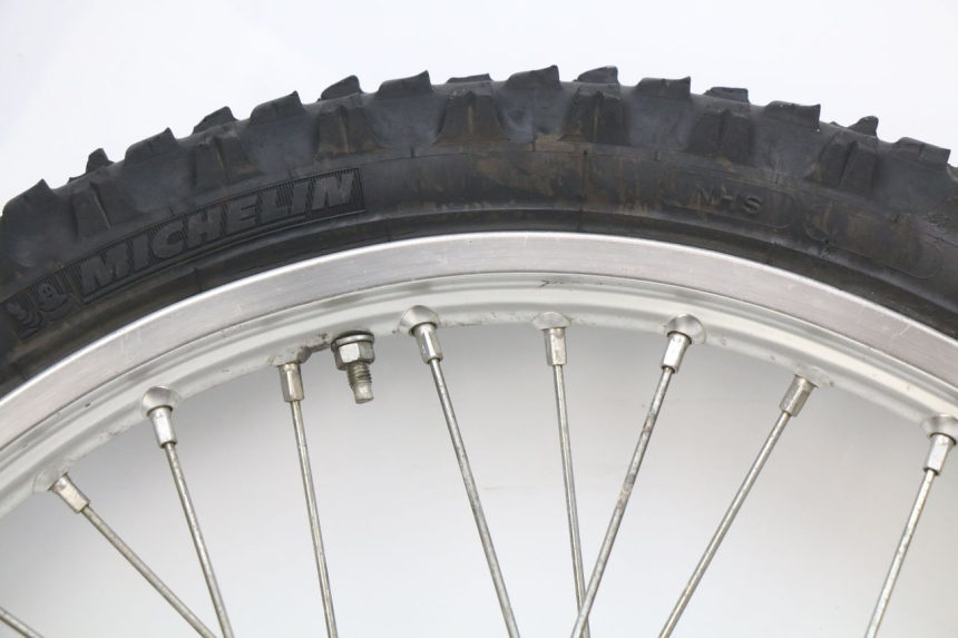 photo de VORDERRAD HONDA CRF CR-F 450 (2005 - 2008) - Kennzeichnungen und Originalreferenzen